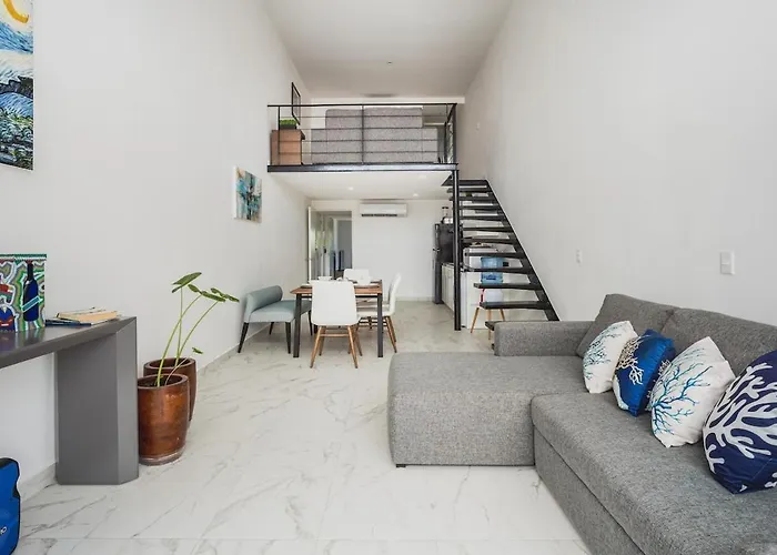 Modern Loft In Pdc, 3 Blocks From 5th Ave